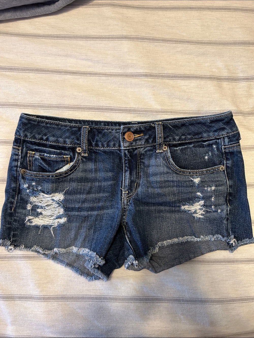 American Eagle Outfitters Dark Wash Distressed Jean Shorts size 8